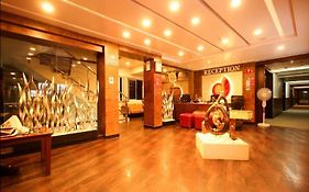 Hotel Sandalwood Inn - Rooms And Spa